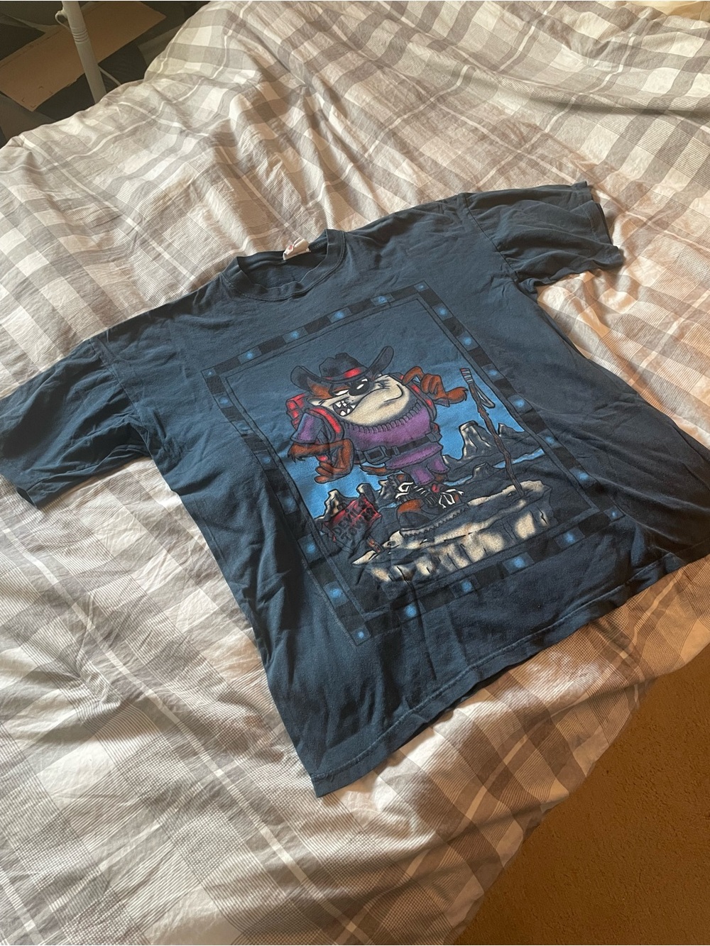 1995 looney tunes tee